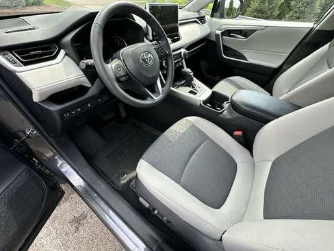 Used 2023 Toyota RAV4 XLE w/ Convenience Package AWD/4WD image 16