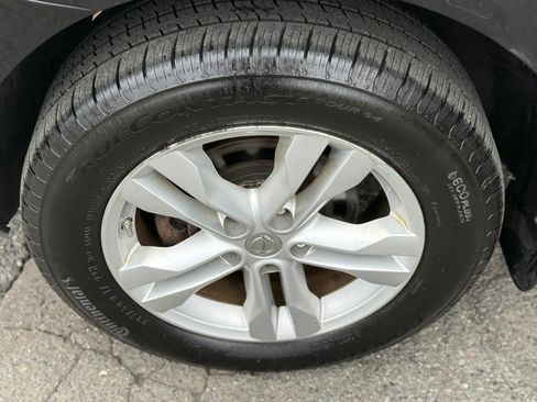 Used 2012 Nissan Rogue SV image 30