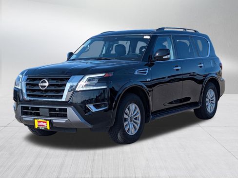 Used 2021 Nissan Armada SV image 3
