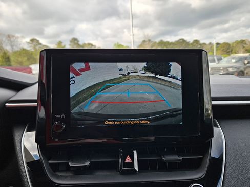 Used 2023 Toyota Corolla SE w/ SE Premium Package FWD image 33