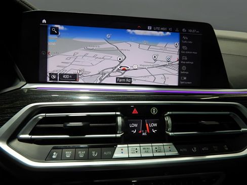 Used 2021 BMW X7 xDrive40i w/ Premium Enhanced Package AWD/4WD image 24