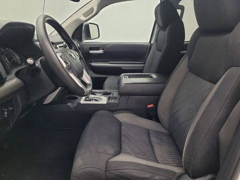 Used 2017 Toyota Tundra SR5 w/ SR5 Upgrade Package image 17