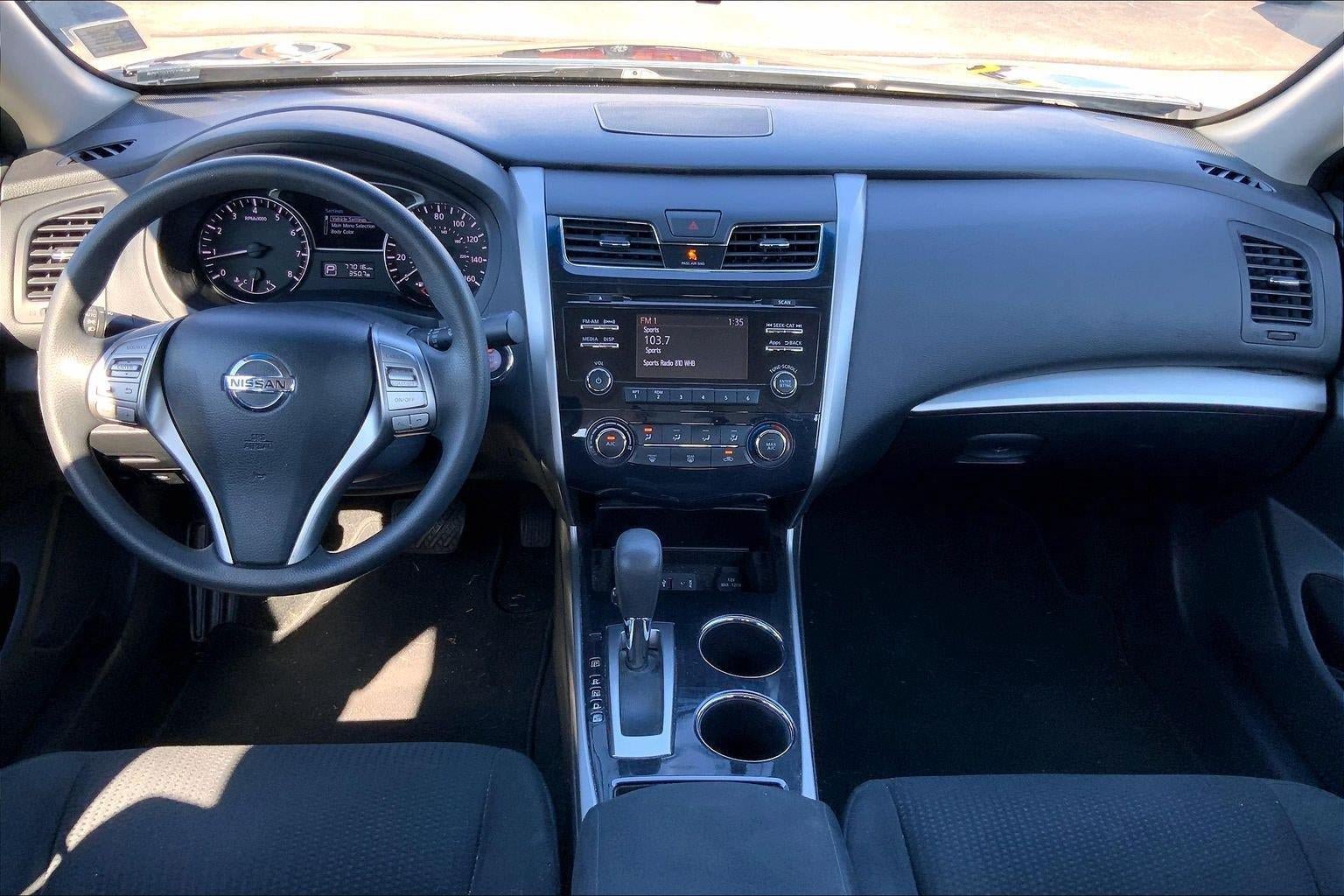 Used 2014 Nissan Altima 2.5 S w/ Display Audio Package FWD image 13