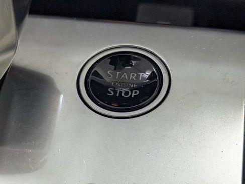 Used 2023 Land Rover Range Rover SE AWD/4WD image 22