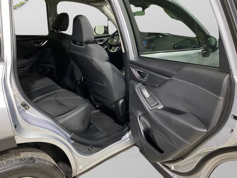 Used 2019 Subaru Forester Premium image 27