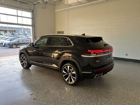 New 2026 Volkswagen Atlas Cross Sport SEL Premium R-Line AWD/4WD image 3