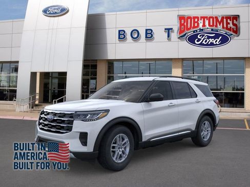 New 2025 Ford Explorer Active image 1
