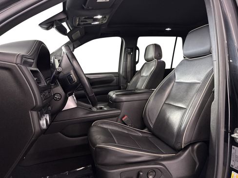 Used 2021 GMC Yukon SLT w/ SLT Luxury Plus Package image 11