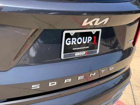 Used 2022 Kia Sorento S FWD image 28