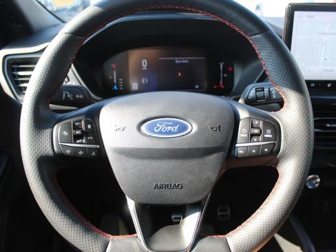 Used 2024 Ford Escape ST-Line w/ Tech Pack #1 FWD image 27