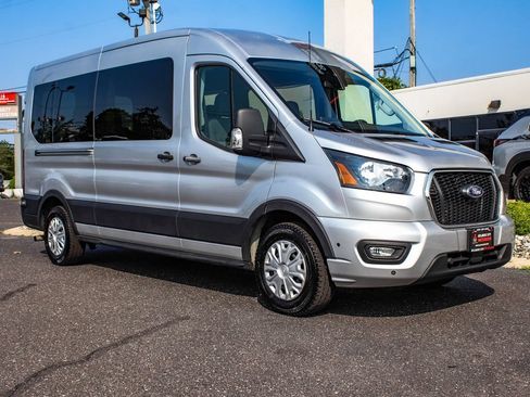 Used 2024 Ford Transit 350 XLT RWD image 3
