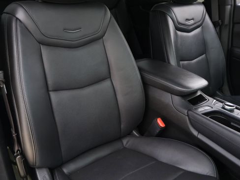 Used 2023 Cadillac XT6 Premium Luxury w/ LPO, Floor Liner Package FWD image 22