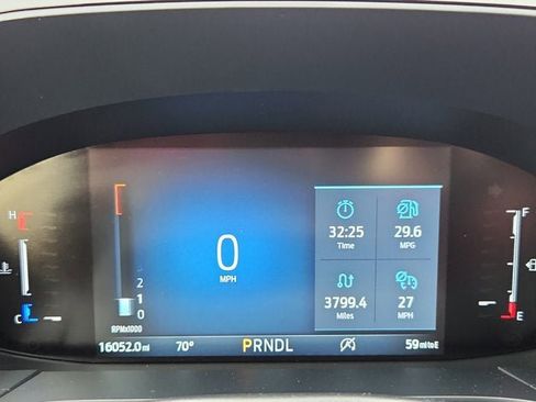 Used 2025 Ford Escape ST-Line image 19