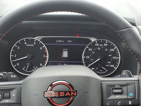 Used 2025 Nissan Rogue SV AWD/4WD image 10