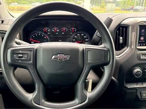 Used 2022 Chevrolet Silverado 1500 Custom w/ Rally Edition AWD/4WD image 9