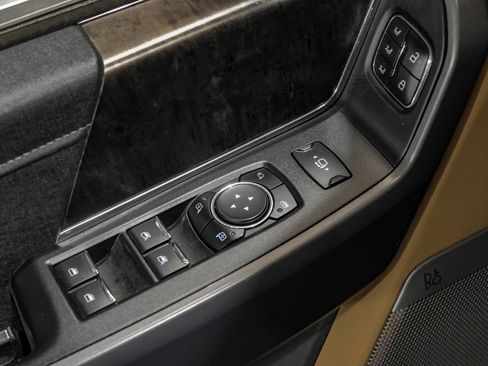 Used 2024 Ford F250 Lariat w/ Chrome Package AWD/4WD image 44