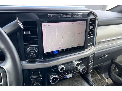 Used 2024 Ford F350 Platinum image 7