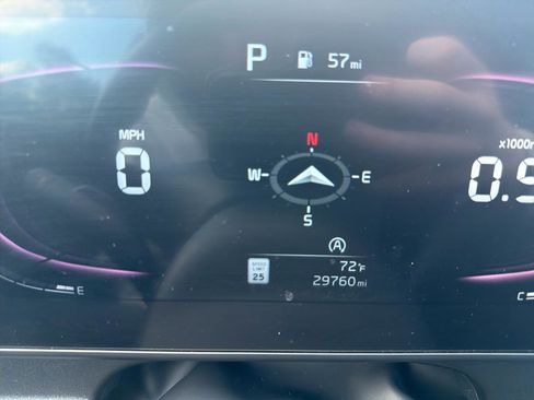 Used 2023 Kia Sportage EX AWD/4WD image 30