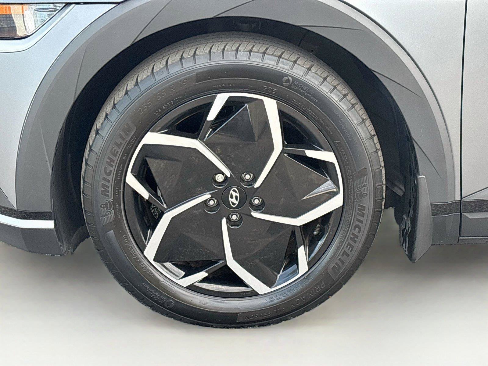Used 2024 Hyundai Ioniq 5 SEL RWD image 33