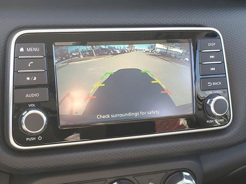 Certified 2025 Nissan Kicks Play S image 29