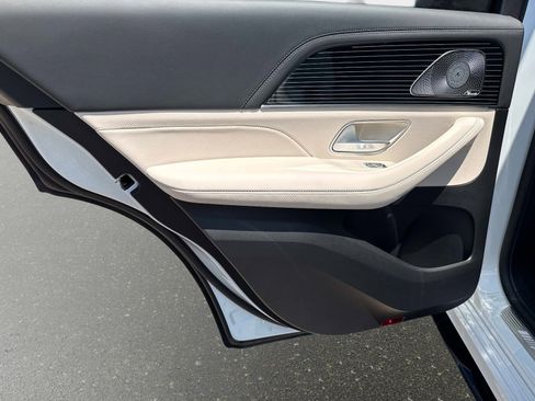New 2026 Mercedes-Benz GLE 63 AMG S image 12