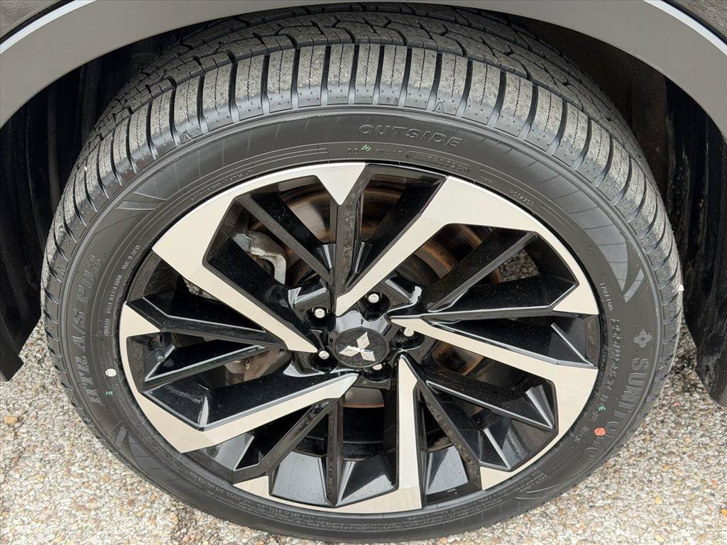 Used 2024 Mitsubishi Outlander SE AWD/4WD image 9
