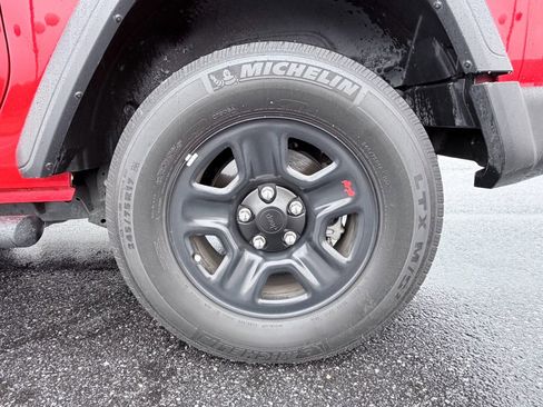 Used 2018 Jeep Wrangler Sport image 24