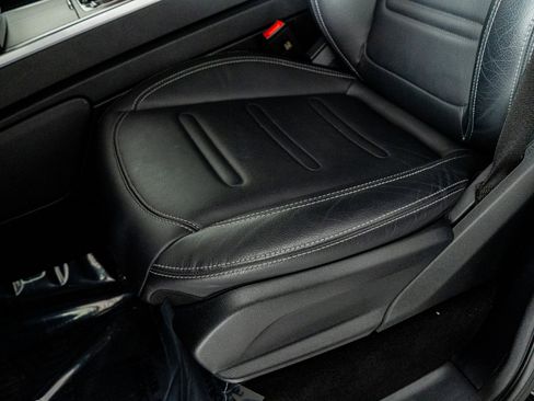 Used 2024 Mercedes-Benz G 550 G 550 image 30