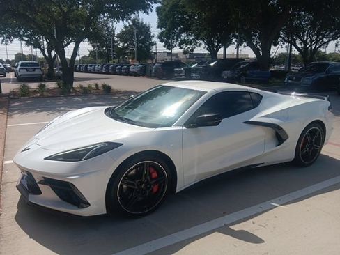 Used 2022 Chevrolet Corvette Stingray Preferred Cpe w/ Z51 Performance Package RWD image 6