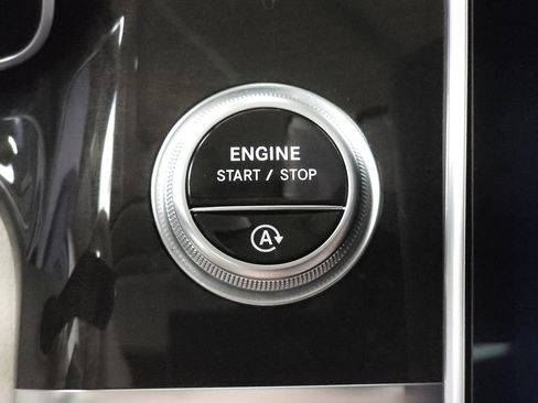 Used 2023 Mercedes-Benz S 500 4MATIC image 16
