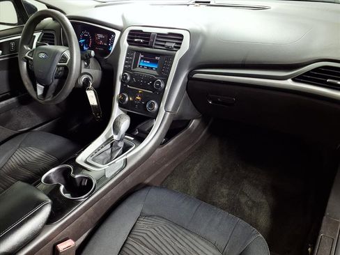 Used 2016 Ford Fusion SE image 14