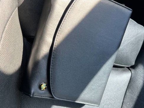 Used 2011 BMW 550i Sedan RWD image 26