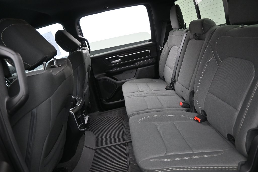 Used 2023 RAM 1500 Big Horn AWD/4WD image 30