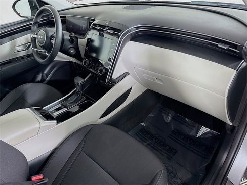 Certified 2024 Hyundai Tucson SE image 31