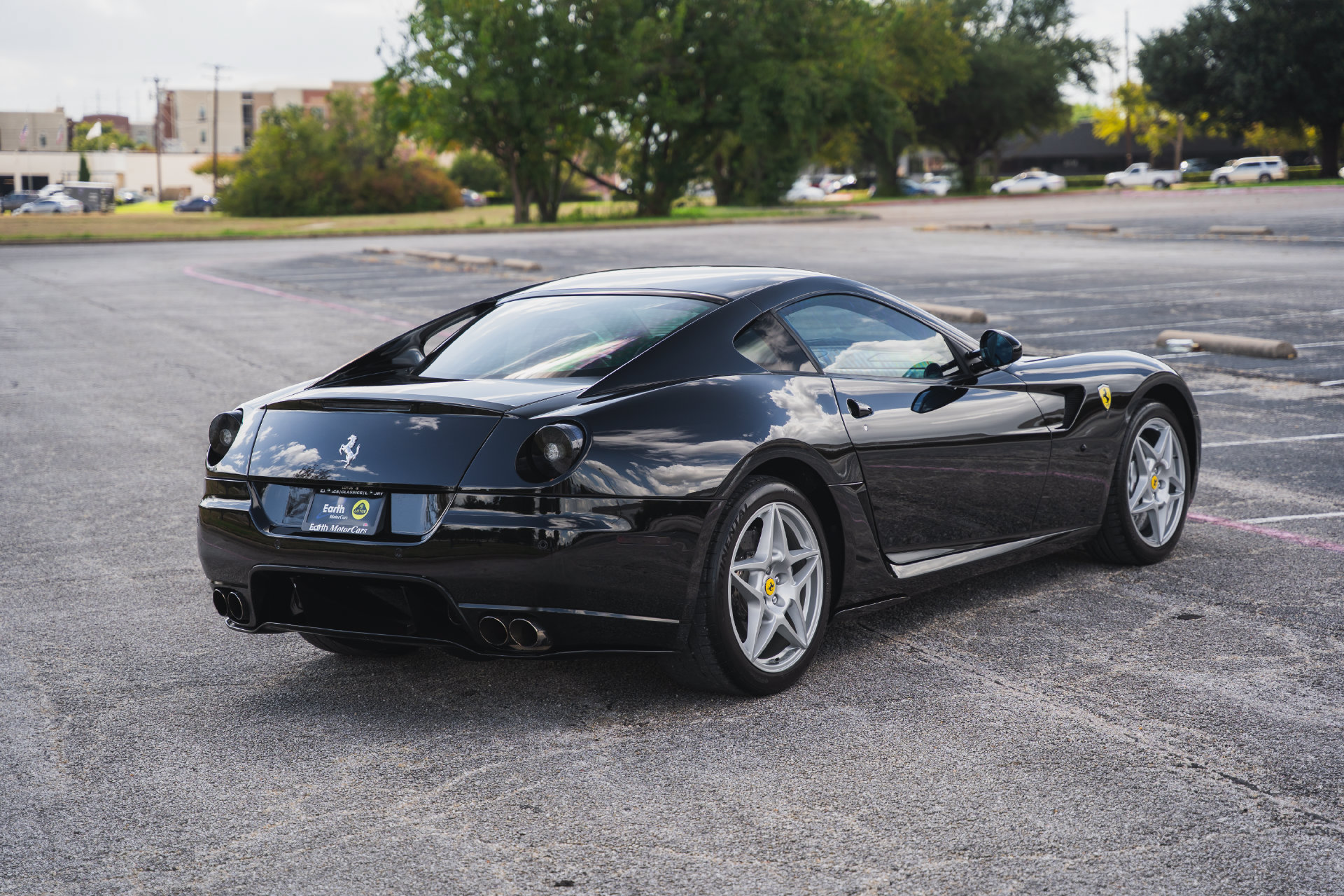 Used 2007 Ferrari 599 GTB Fiorano RWD image 12