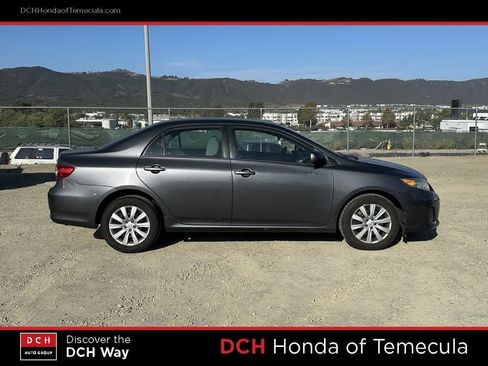Used 2013 Toyota Corolla LE w/ Protection Pkg FWD image 5