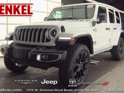 Used 2025 Jeep Wrangler Unlimited Sahara w/ Safety Group