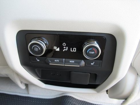 New 2026 Buick Enclave Avenir w/ Super Cruise Package image 15