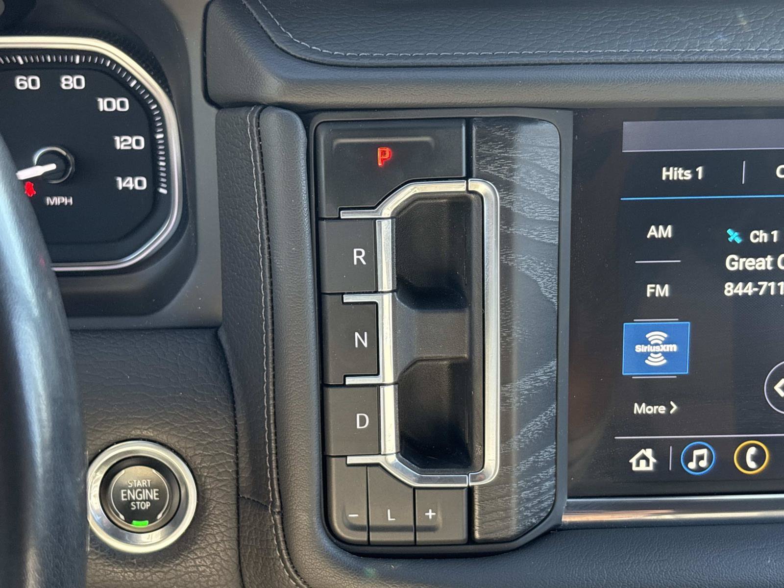 Used 2021 GMC Yukon Denali w/ Denali Premium Package AWD/4WD image 23