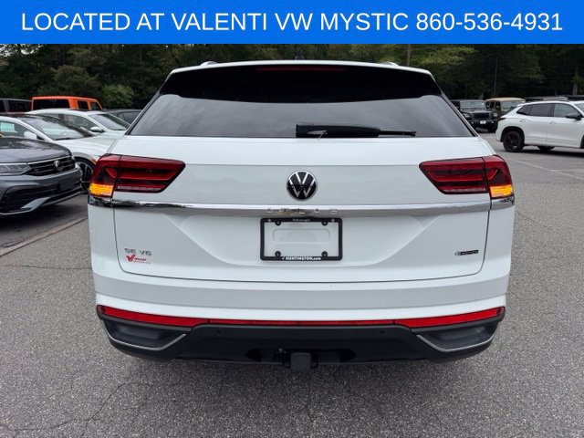 Certified 2023 Volkswagen Atlas Cross Sport SE w/ Panoramic Sunroof Package AWD/4WD image 6
