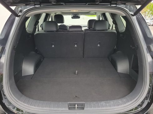 Used 2022 Hyundai Santa Fe Limited FWD image 10
