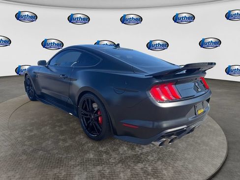 Used 2022 Ford Mustang Shelby GT500 w/ Technology Package RWD image 3