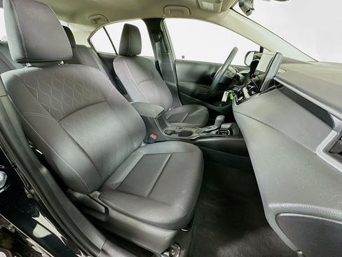 Used 2023 Toyota Corolla LE FWD image 28