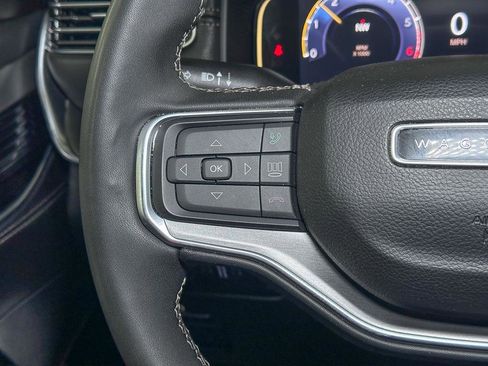 Certified 2024 Jeep Wagoneer Series II w/ Convenience Group I image 36