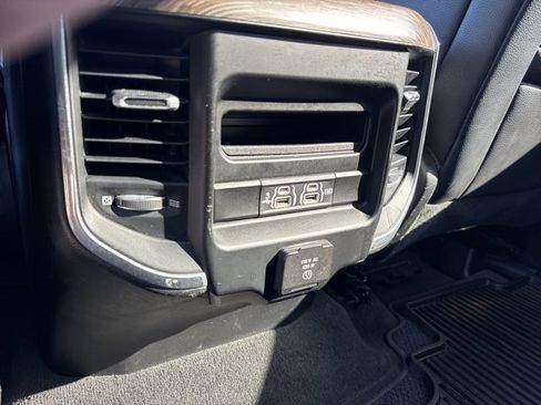 Used 2020 RAM 1500 Laramie image 18
