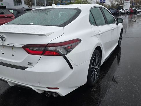 Used 2023 Toyota Camry SE AWD/4WD image 8