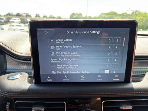 Used 2023 Lincoln Aviator Black Label Grand Touring w/ Class IV Trailer Tow Package AWD/4WD image 38