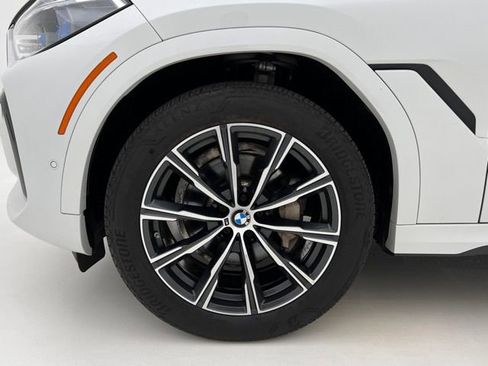 Used 2022 BMW X6 xDrive40i w/ Executive Package AWD/4WD image 26