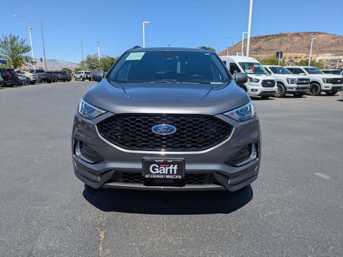 Certified 2022 Ford Edge ST-Line AWD/4WD image 11