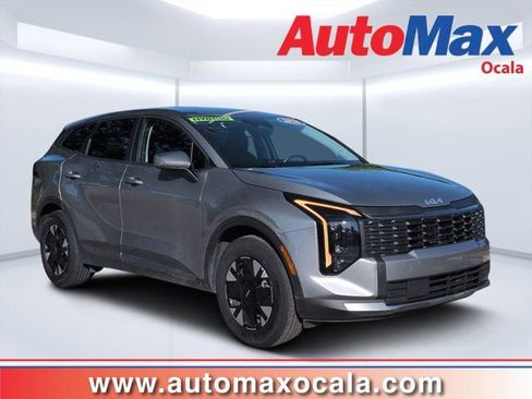Used 2026 Kia Sportage LX FWD image 1